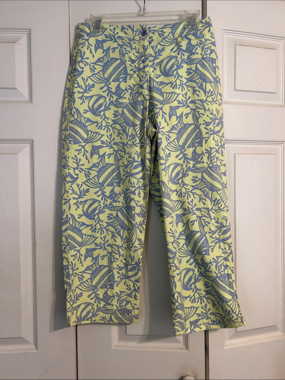 Talbots Yellow Blue Fish-Print Capri Pants Size 8 Cotton Spandex Straight Leg